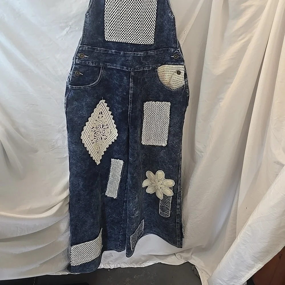 POL Denim Dark Wash Overalls Wide Leg Crochet Patchwork Size S NWT Boho - Picture 2 of 16